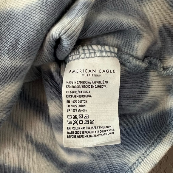 American Eagle Tie Dye Top Baby Tee Women’s Medium - Picture 3 of 4